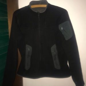 Arc’teryx covert cardigan